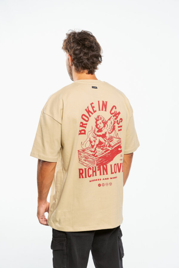 Remera Kisses Beige